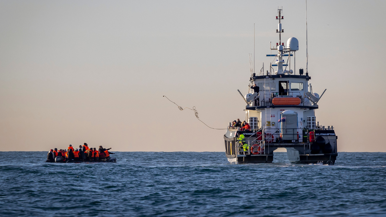 10 dead, others injured after migrant vessel reportedly capsizes in Channel