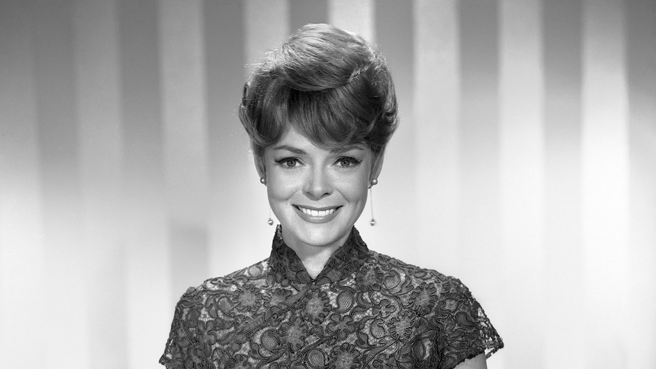 ‘Lost in Space’ mom June Lockhart admits to rebellious side beneath her squeaky-clean image