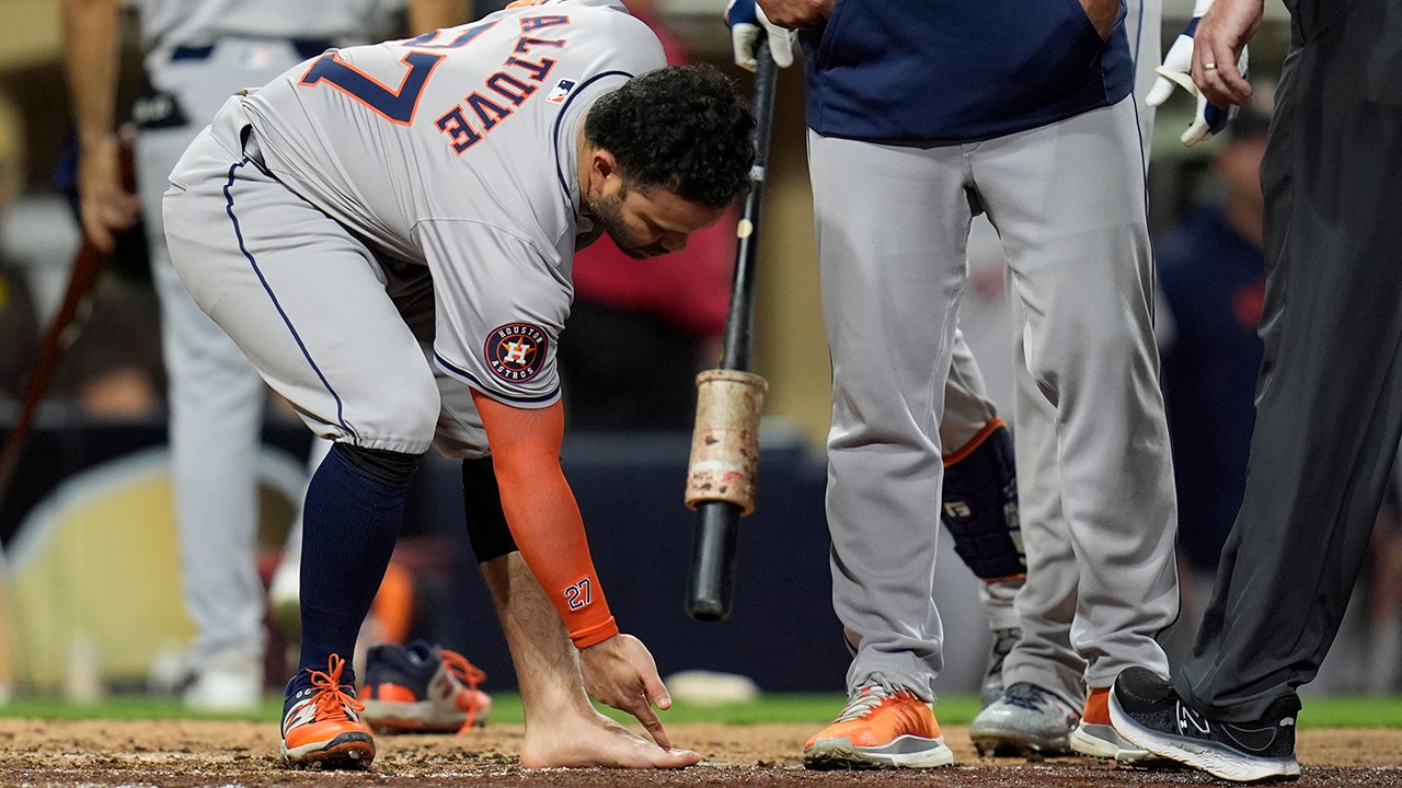 Astros’ Jose Altuve ejected after removing sock, cleat in wild scene: 'They missed that call'