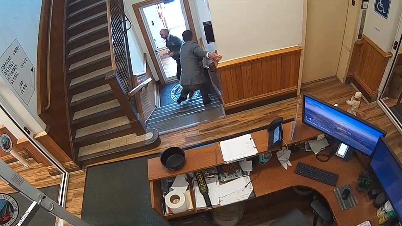 Hero Maine jurors caught on video stopping handcuffed convict’s escape attempt