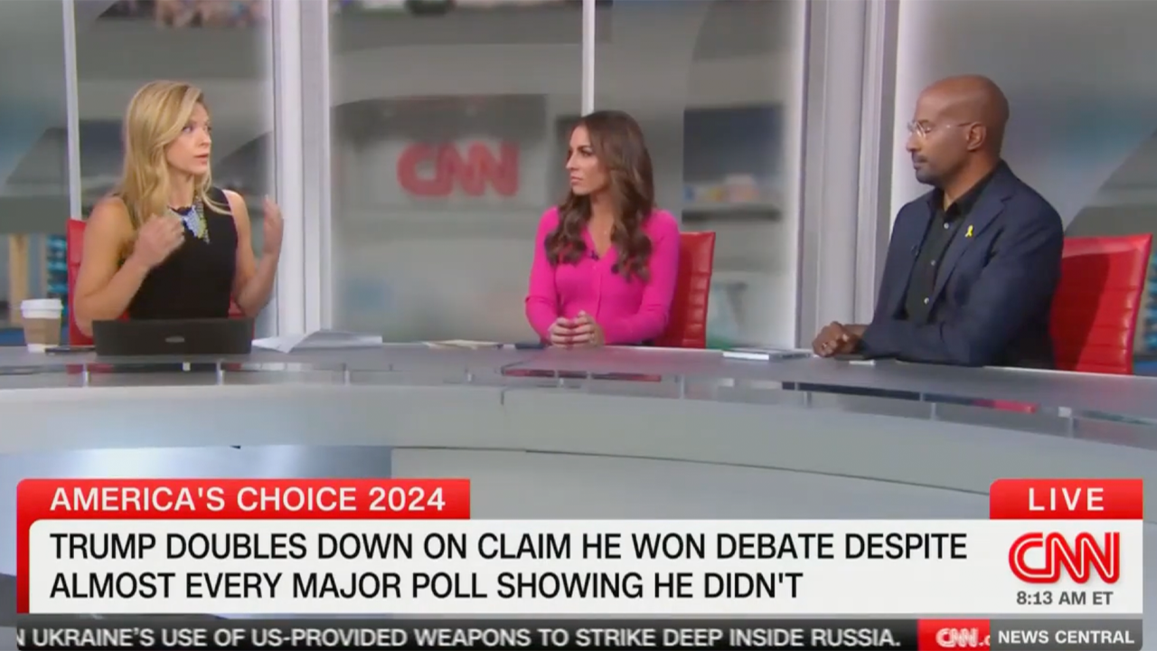 CNN anchor wonders how Harris can increase support with Trump ‘killing’ her on the economy