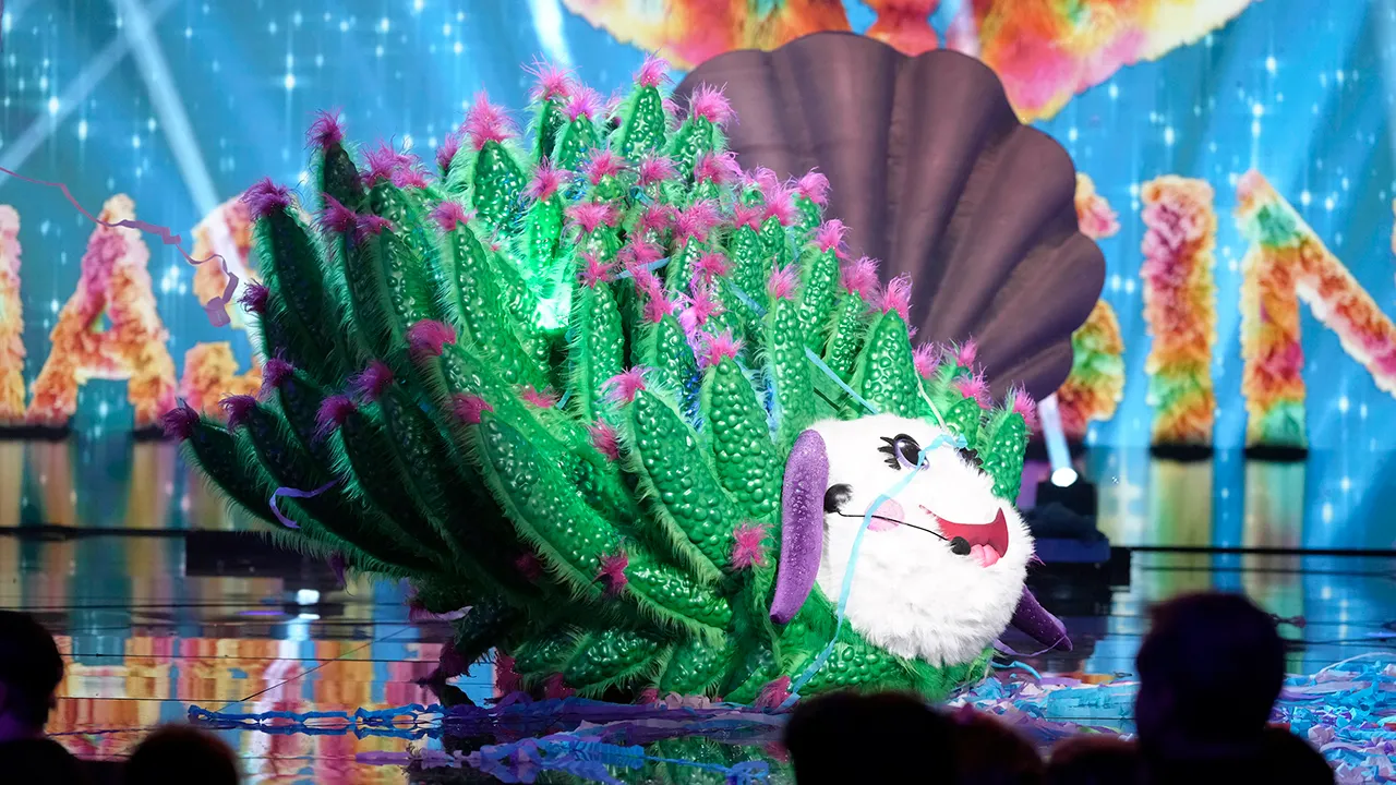 “Masked Singer” eliminates first celebrity candidate of season 12