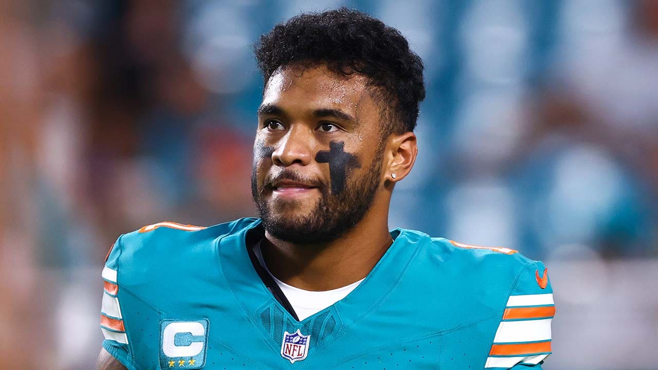 Dolphins quarterback Tua Tagovailoa reportedly has “no plans to retire”