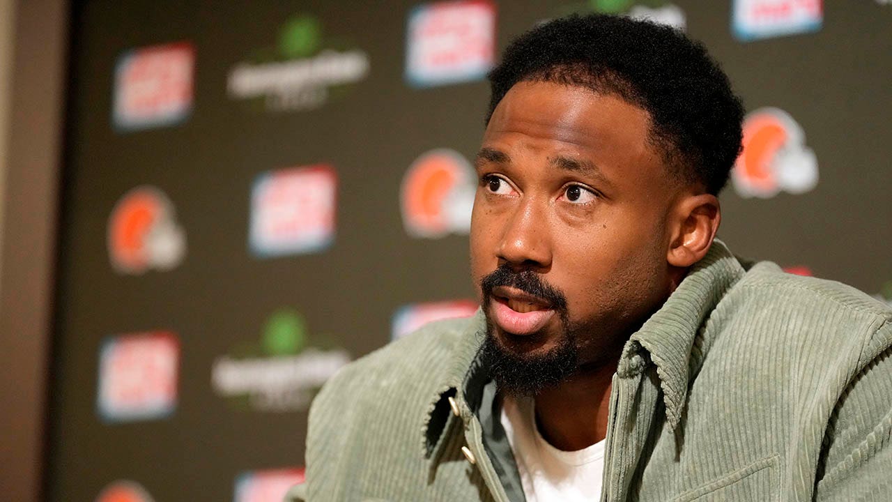 Browns’ Myles Garrett embraces boos from fans amid bad loss: ‘They have the right to boo’