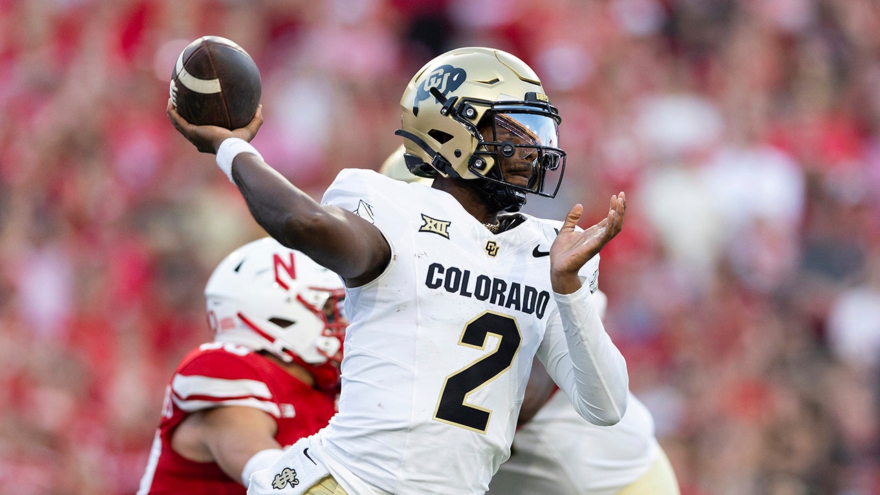 Colorado's Shedeur Sanders faces ridicule for leaving loss to Nebraska early: 'Selfish'