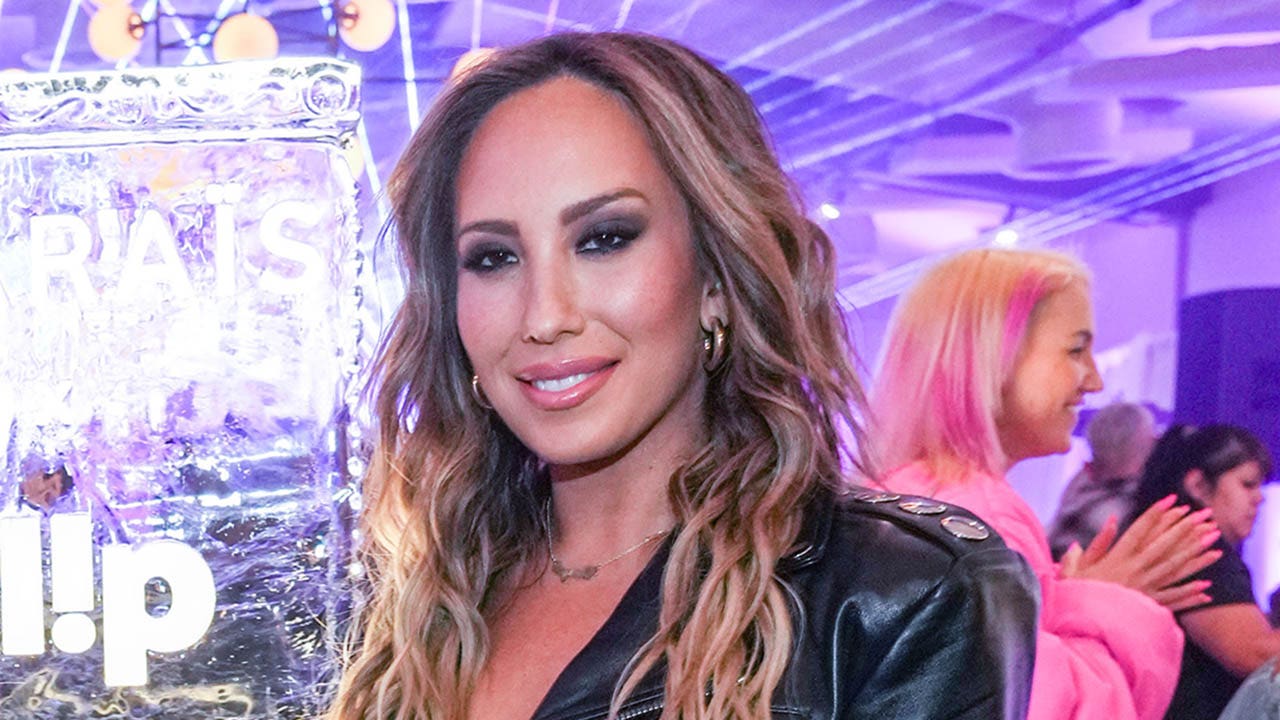 ‘Dancing with the Stars’ alum Cheryl Burke admits show ‘hookups’ happen, ‘full-blown relationships' are rare