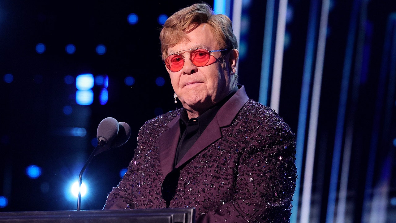 Elton John suffers from ‘limited vision’ after health problems