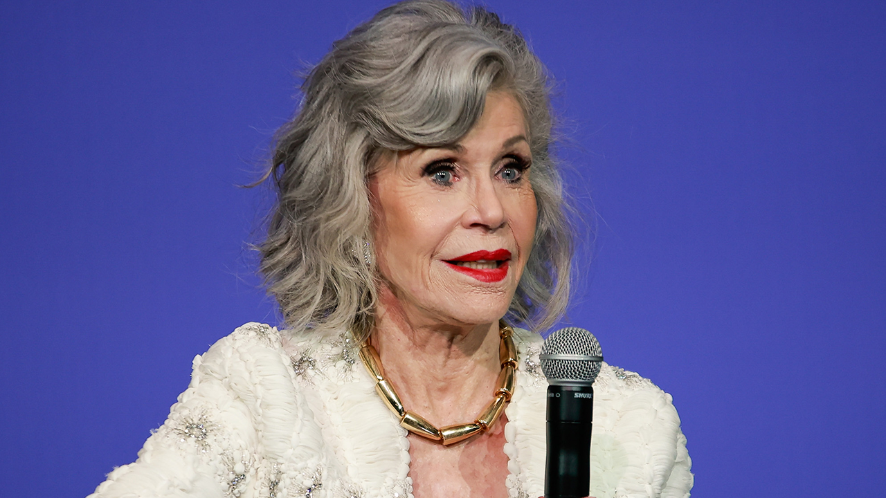 Jane Fonda warns ‘Orange Man’ Trump will jail protesters during Harris event for overseas audience