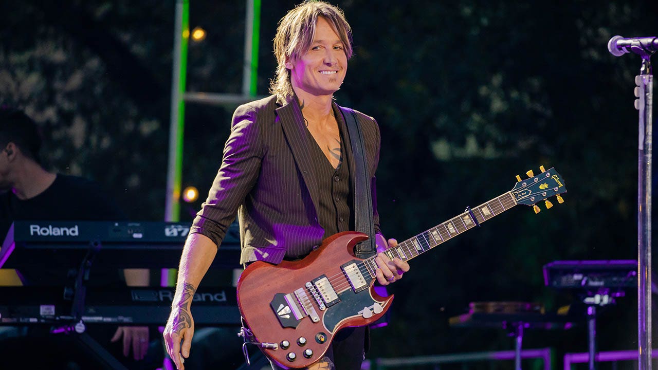 Keith Urban admits he was willing ‘to do anything’ to kickstart career