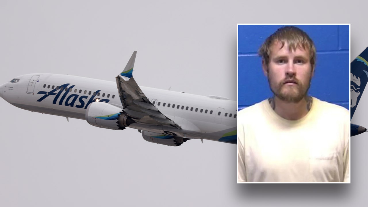 Man allegedly barges through TSA, storms onto Alaska Airlines flight in ...