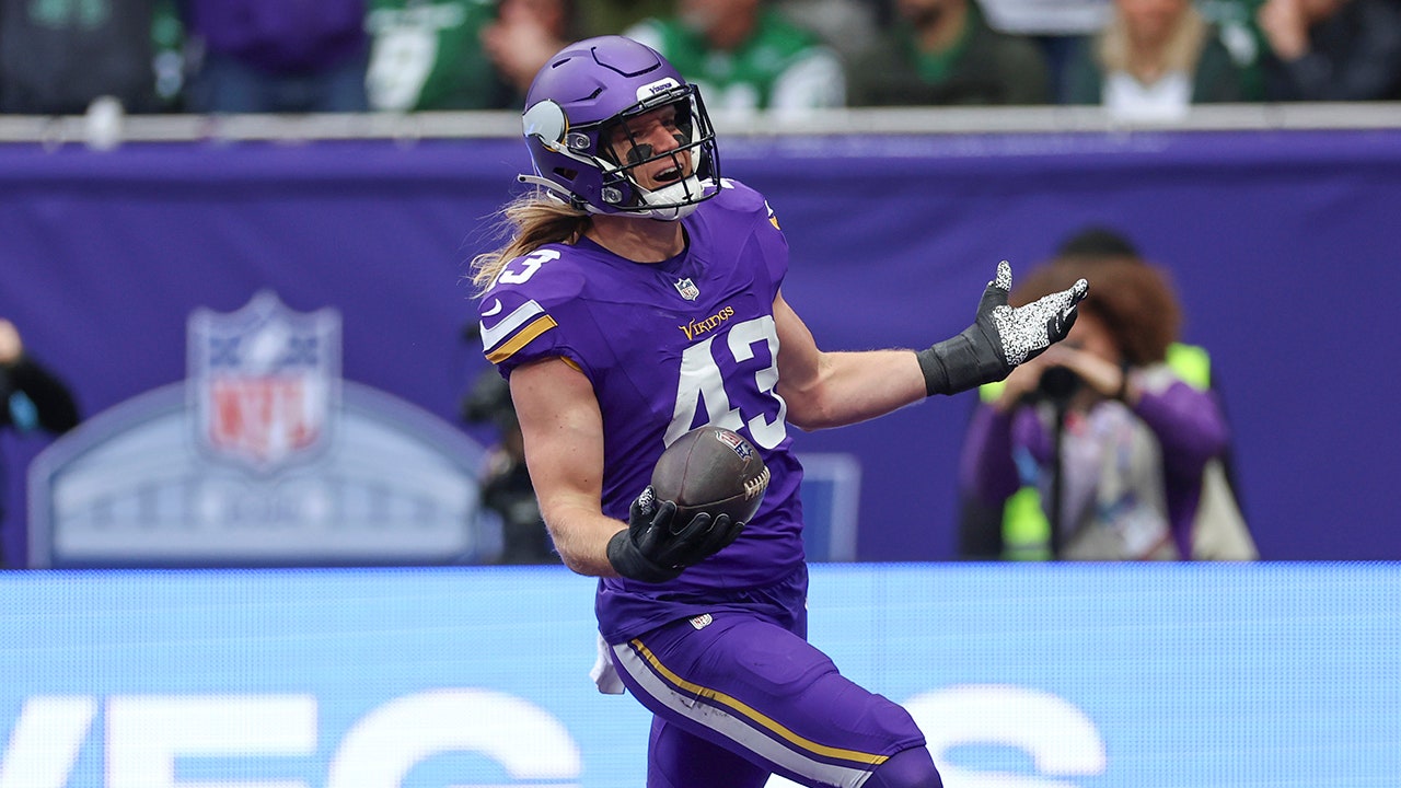 Vikings stave off Jets 4th-quarter comeback attempt to remain ...