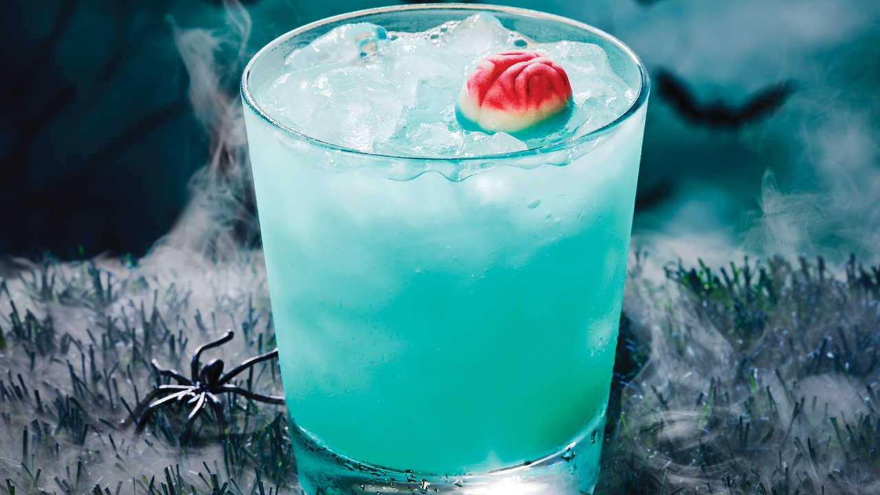 $1 rum cocktail at Applebee's highlights Halloween-themed drink deals