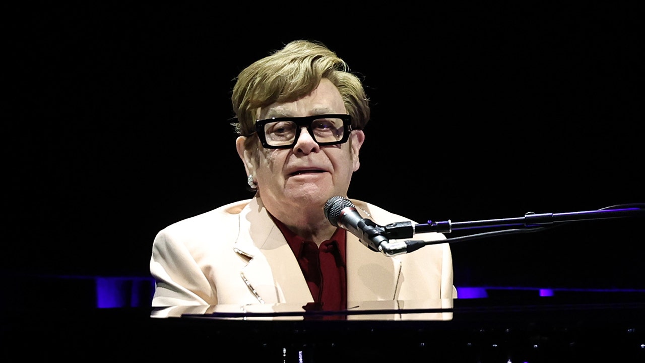 Elton John’s Vision Crisis: Is He Able to Make a Comeback After Devastating Infection?