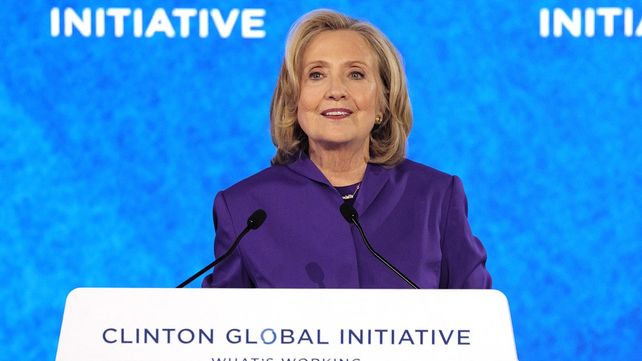 Hillary Clinton rips White men of 'a certain religion,’ sparks backlash from conservatives