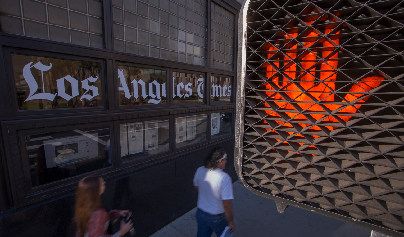 LA Times union begs readers not to cancel the subscriptions that pay their salaries after blasting owner