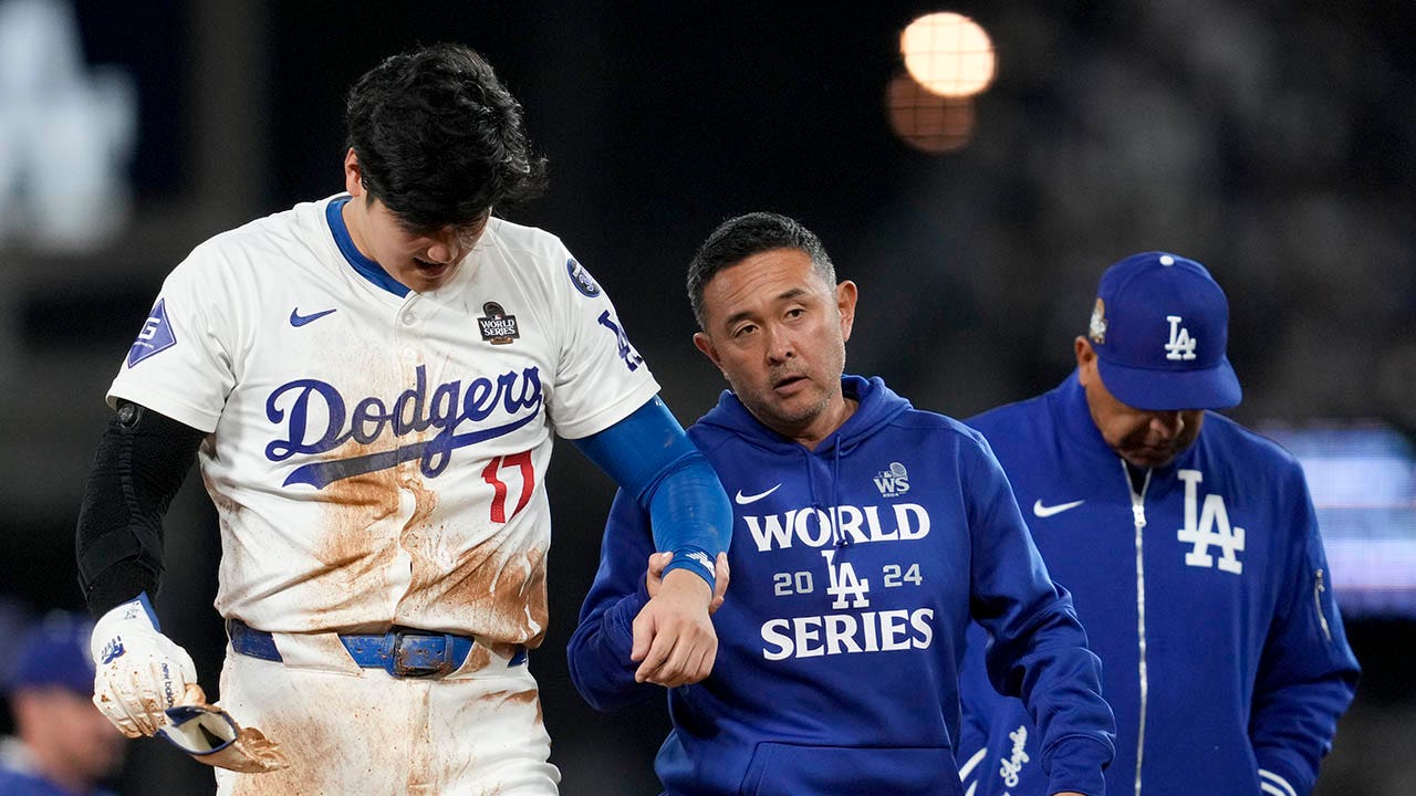 Dodgers’ Shohei Ohtani appears to catch break after Game 2 shoulder injury