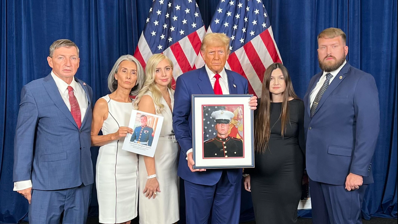 Trump, Vance meet with family of Marine veteran killed off Mexican highway by suspected cartel members