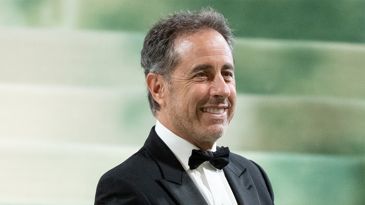 Jerry Seinfeld criticizes kids' old NY school for giving 'distressed' students the day ...