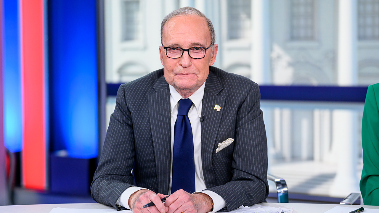 Larry Kudlow to remain at helm of FOX Business show amid Trump admin reports