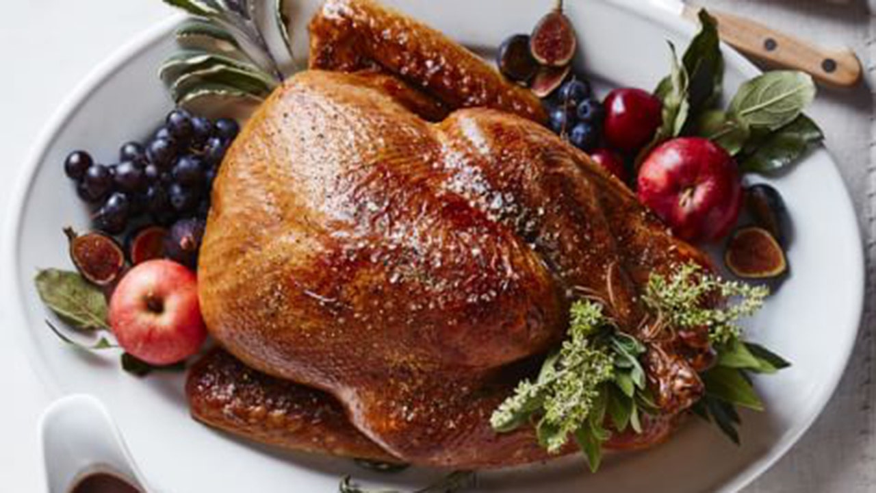 Award-winning Thanksgiving turkey recipe requires a pillowcase