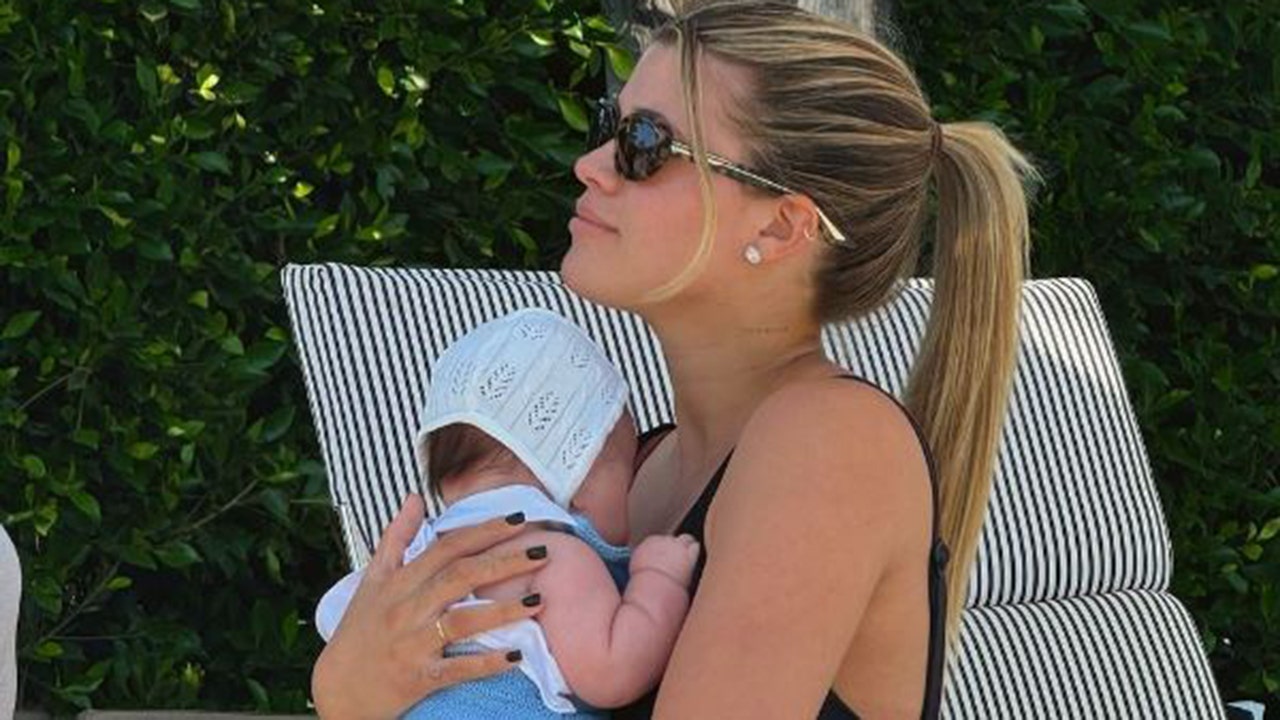 Sofia Richie says 5-month-old baby has real phone