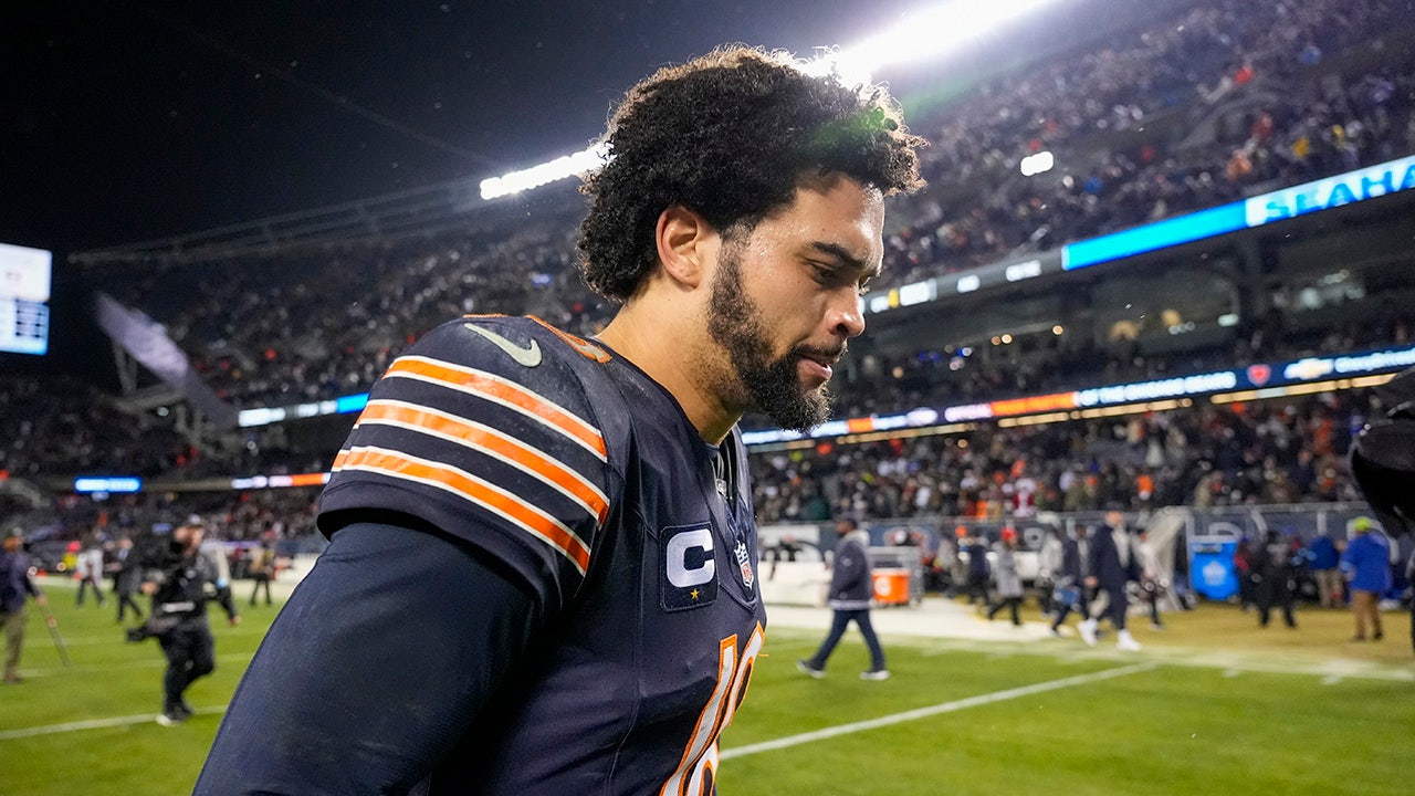 Caleb Williams says Bears fans’ frustrations predate his tenure after latest loss: ‘It’s my first year’