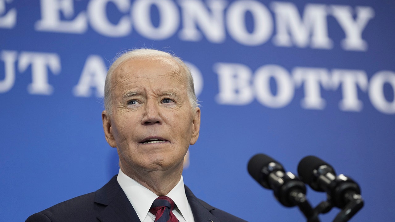 Biden says Trump inheriting ‘strongest economy in modern history’