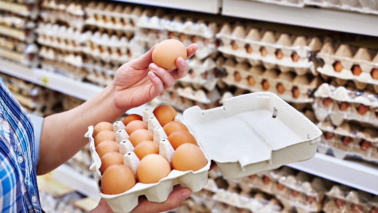 Egg shortages force some grocery stores to impose limits