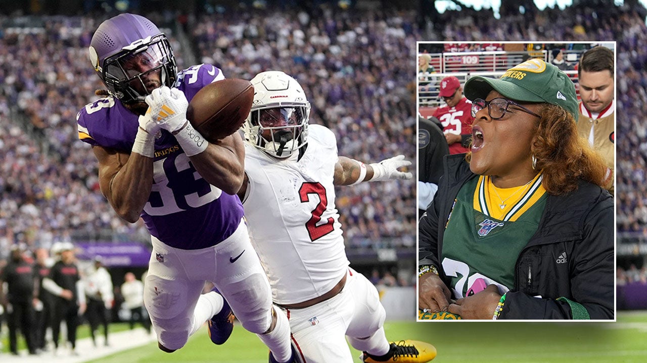 Aaron Jones’ mom wanted Vikings star benched over recent ball security issues