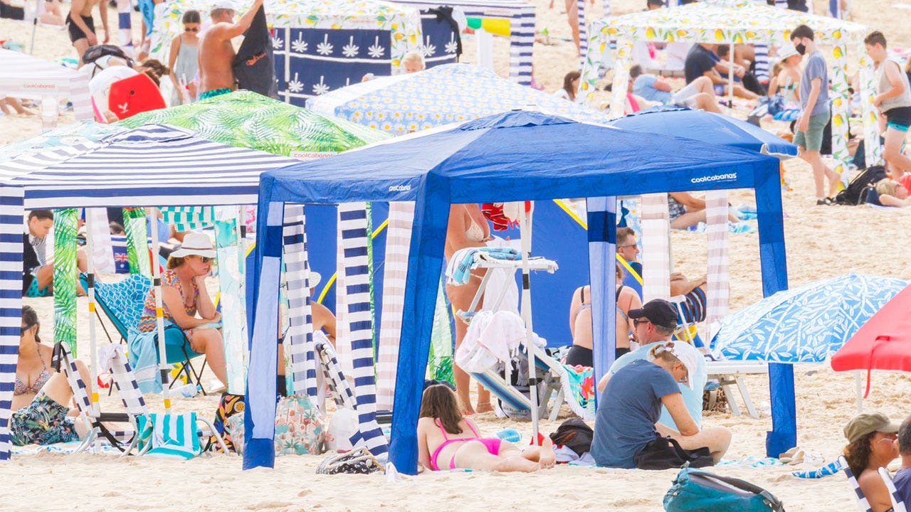 Prime Minister Intervenes as Controversy Erupts Over Beach Cabanas at Top Vacation Spot!