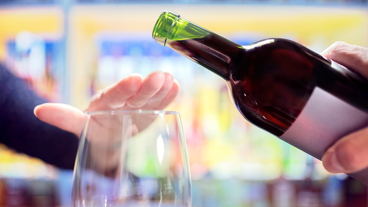 6 tips to reduce alcohol use and cancer risk after surgeon general’s warning