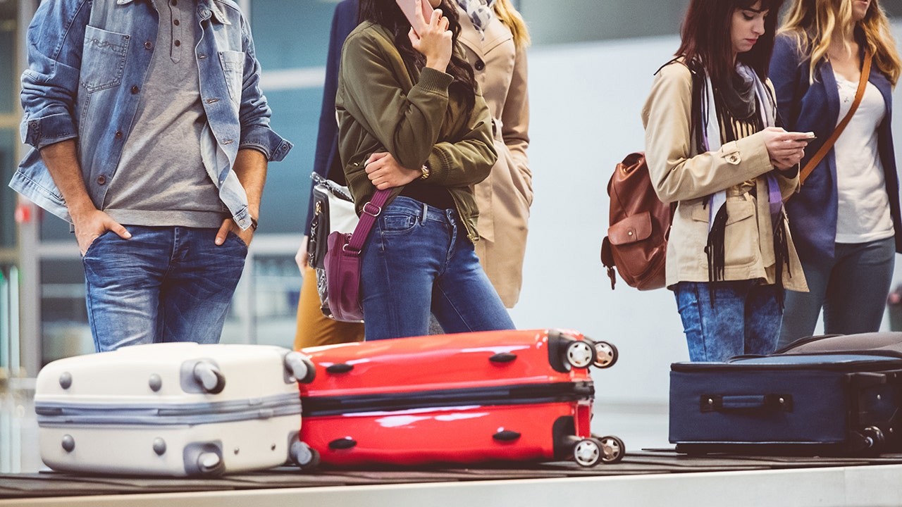 Woman 'really upset' husband would not pick her up at airport: 'Grow up'