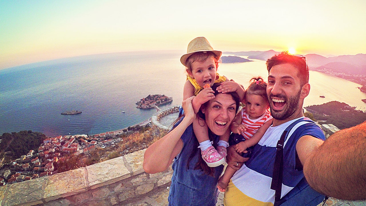 ‘Fam travel’ is latest vacation trend to bring multiple generations together