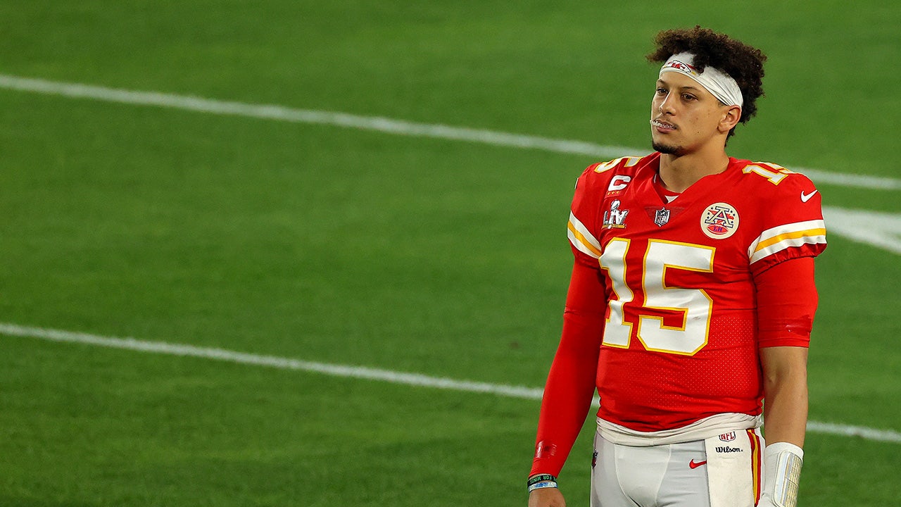 Chiefs' Patrick Mahomes admits Super Bowl loss to Tom Brady, Buccaneers still stings