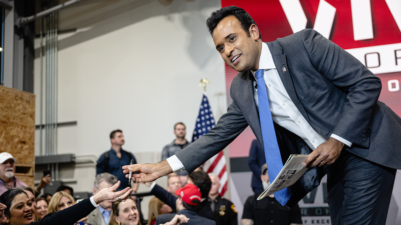 Vivek Ramaswamy ‘excited to lead the charge’ in Ohio as he announces 2026 bid for governor