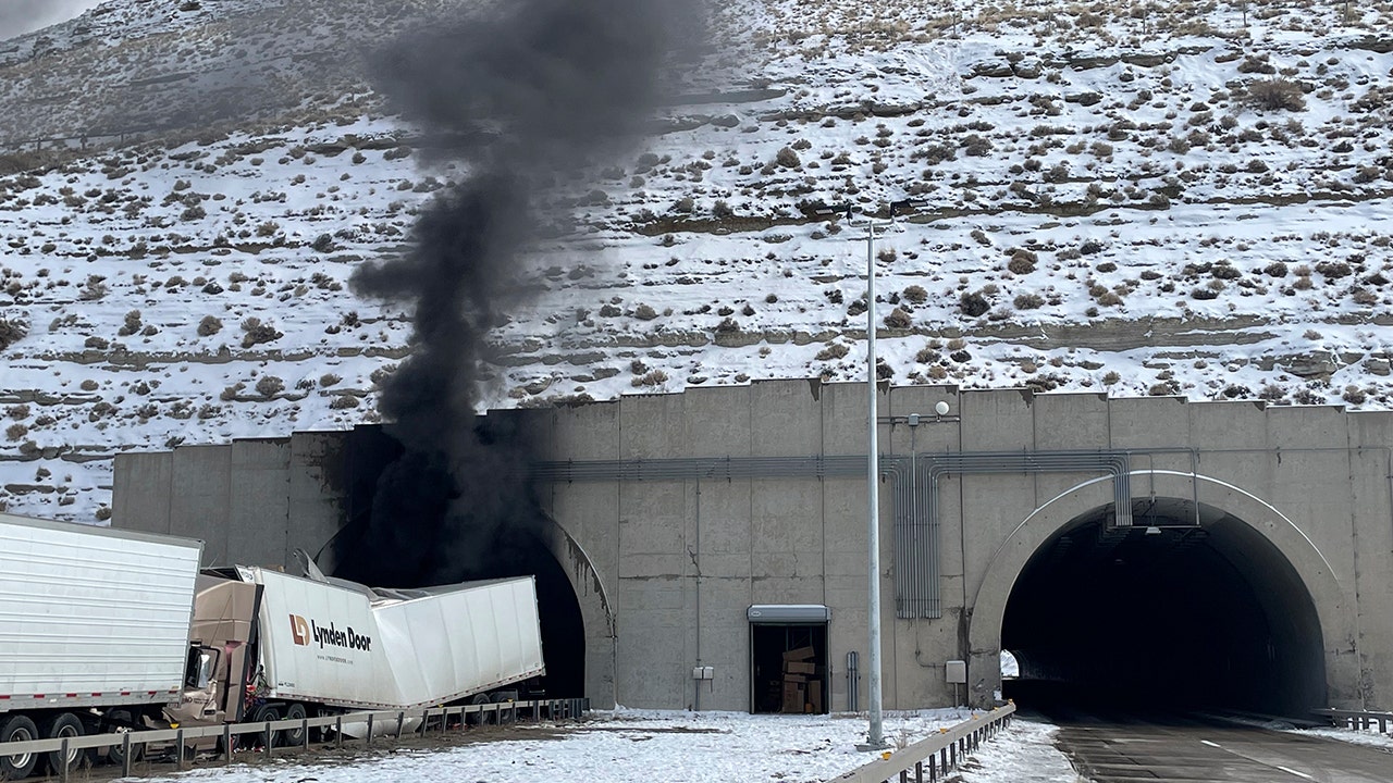 Tragic Wyoming Tunnel Crash: At Least 2 Lives Lost in Devastating Pileup