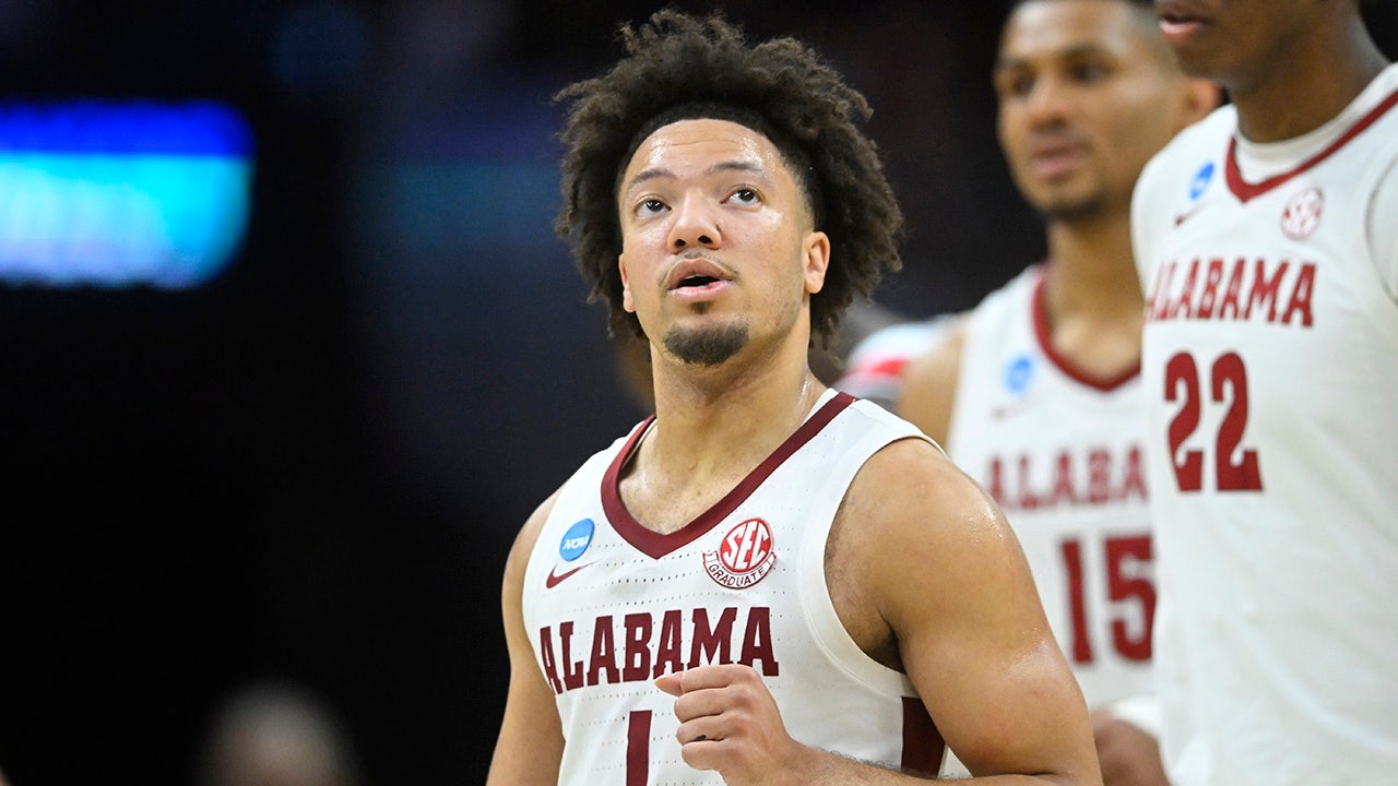 Alabama Survives Robert Morris Comeback, Wins 90-81