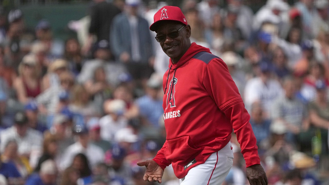 Angels manager Ron Washington implements cell phone ban in clubhouse: report