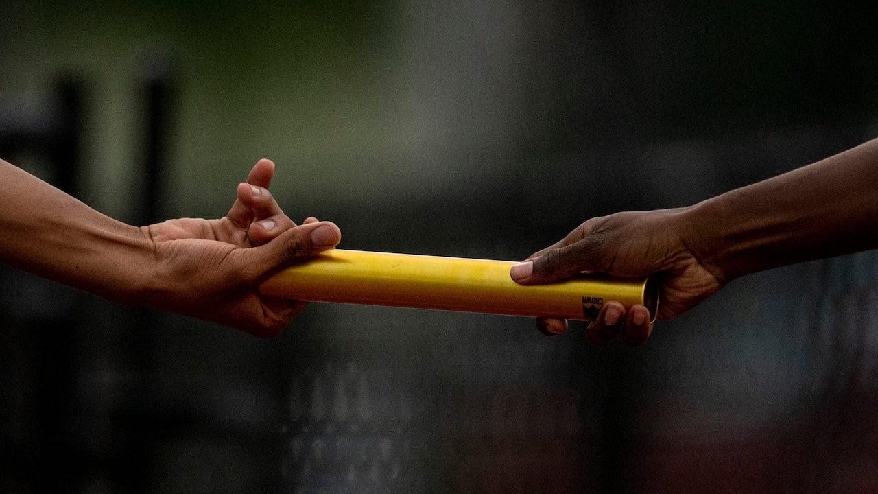 Virginia track runner concussed by baton cleared for national championship