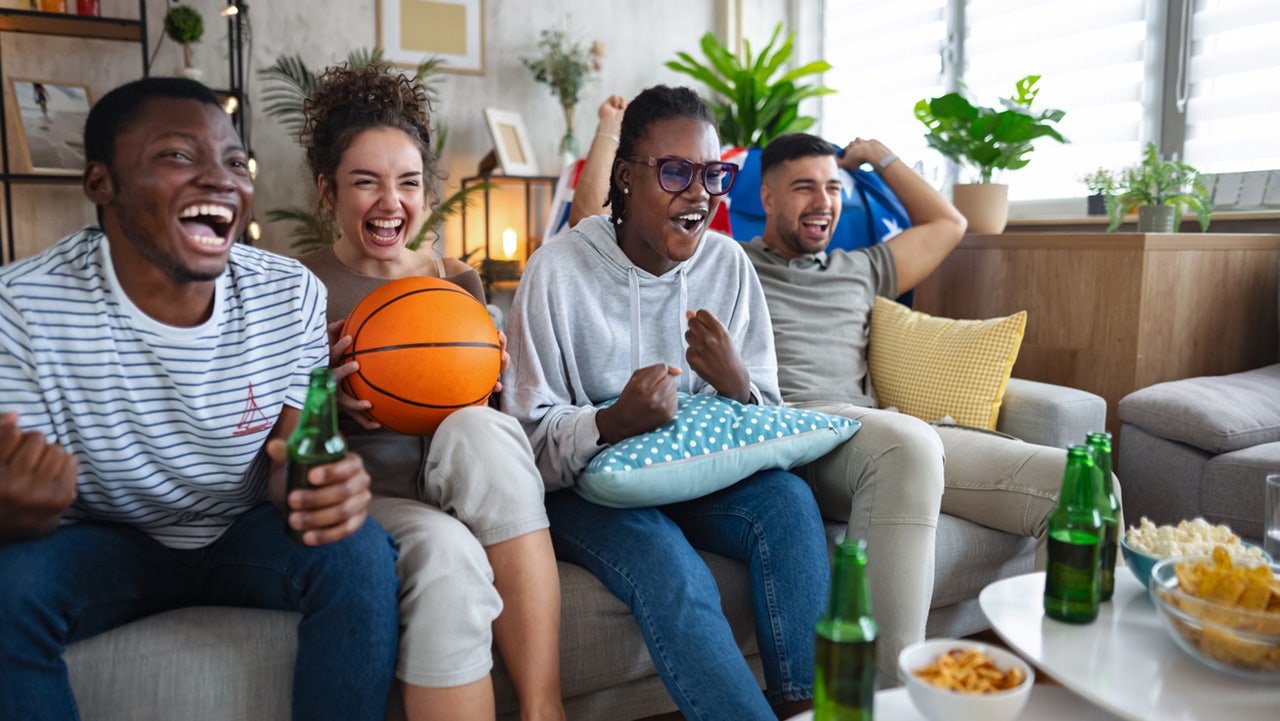 9 must-have supplies for your March Madness party