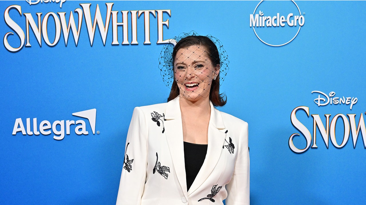 Comedian Rachel Bloom says finding humor isn't hard despite industry's political correctness fears