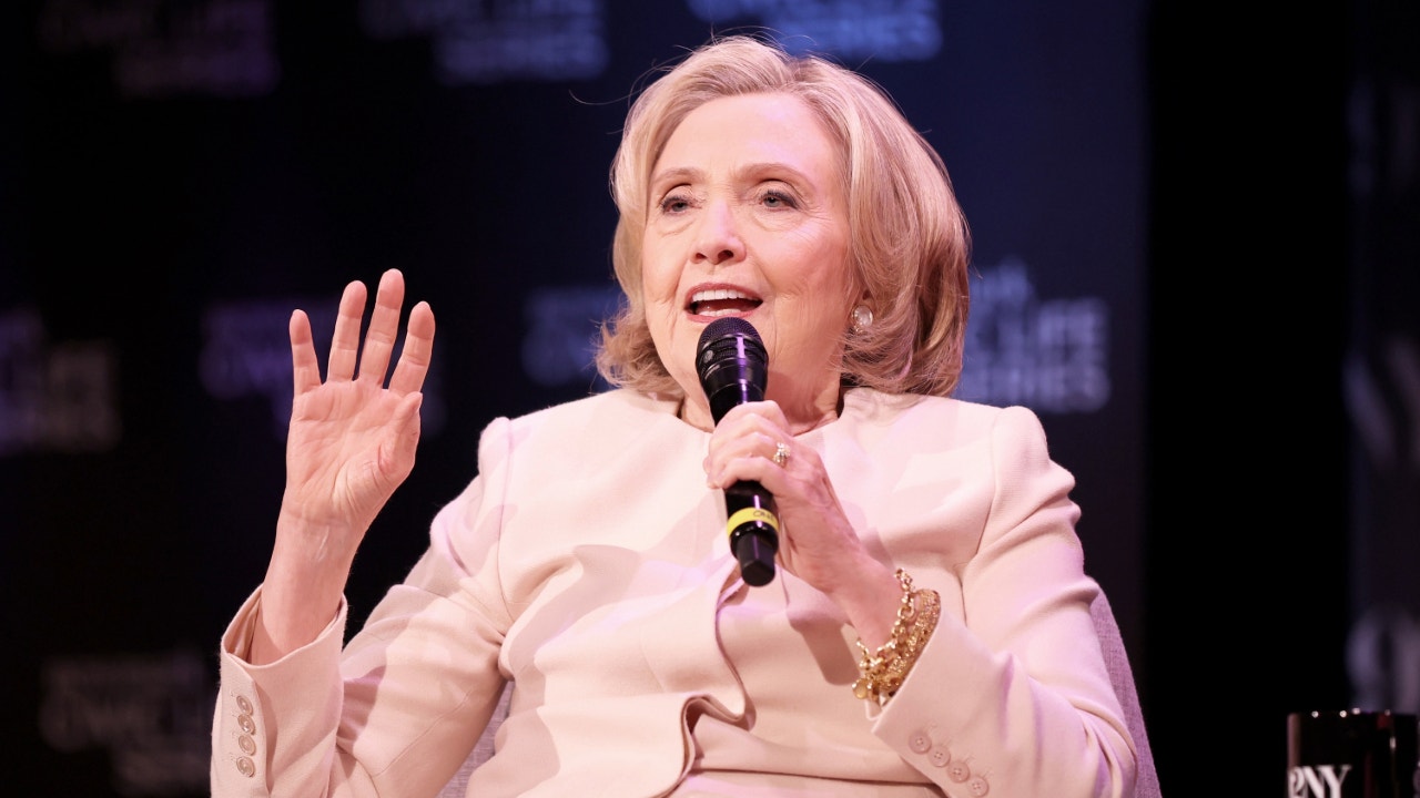 Hillary Clinton bashes Republican women, says GOP female president would be ‘handmaiden to the patriarchy’