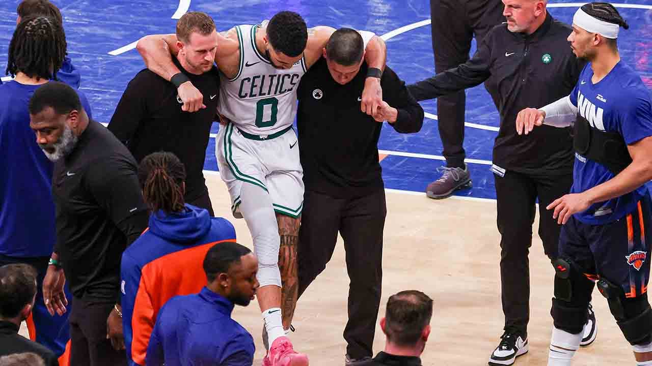 Jayson Tatum tore Achilles in Game 4 loss to Knicks, underwent season-ending surgery, Celtics say