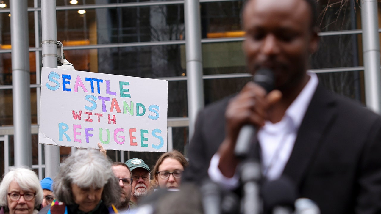 Biden-appointed federal judge orders Trump admin to resettle 12K migrants