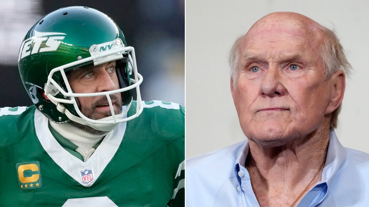 NFL legend slams possibility of Aaron Rodgers signing with Steelers: ‘That’s a joke’