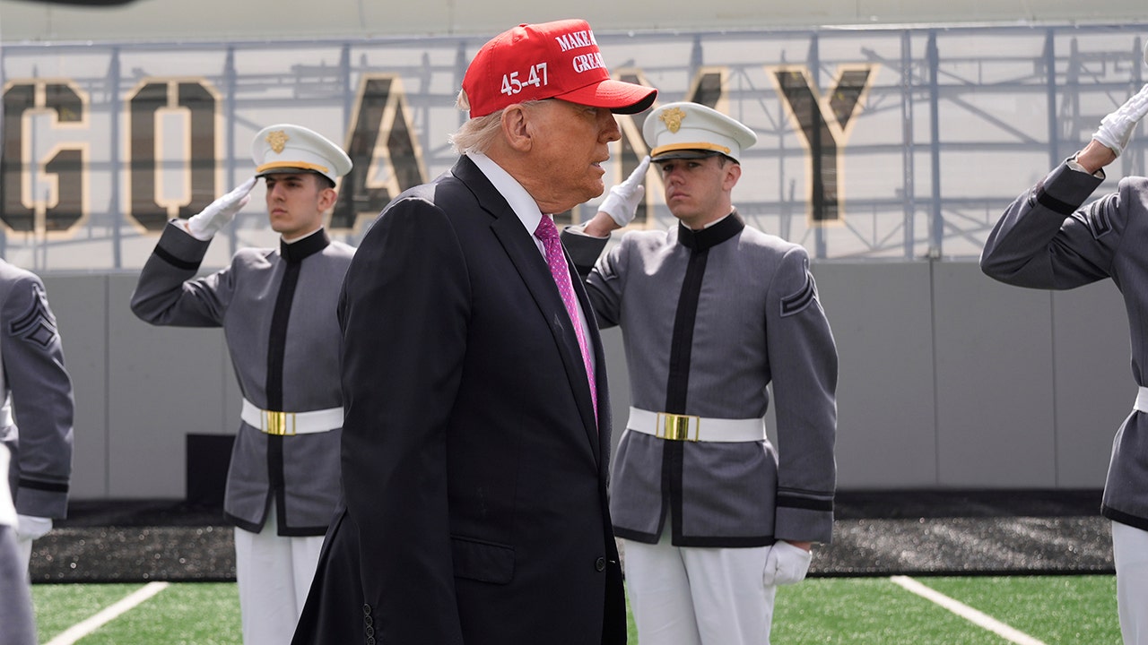 Trump celebrates West Point athletes in commencement address to military academy