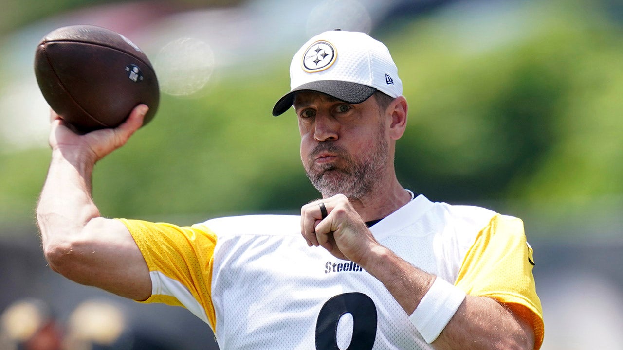 Why Super Bowl champion Joe Theismann believes Aaron Rodgers has ‘potential’ to be successful with Steelers