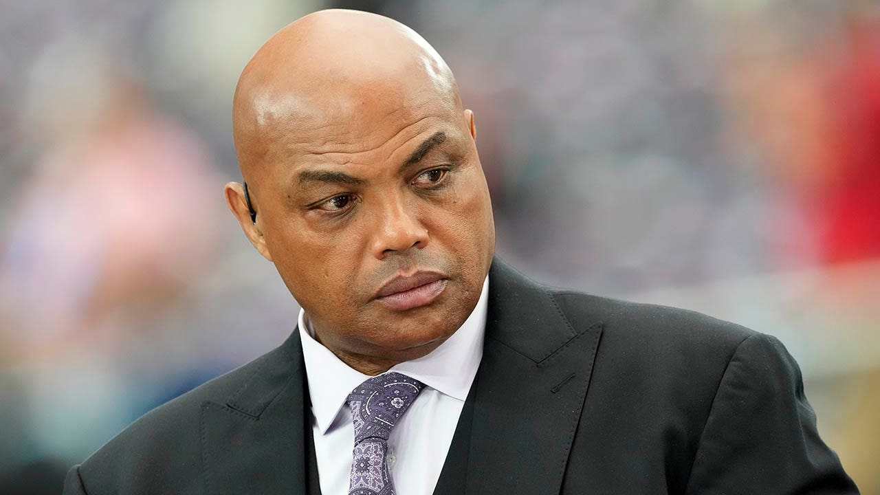NBA news: Knicks face roasting from Charles Barkley over coaching search