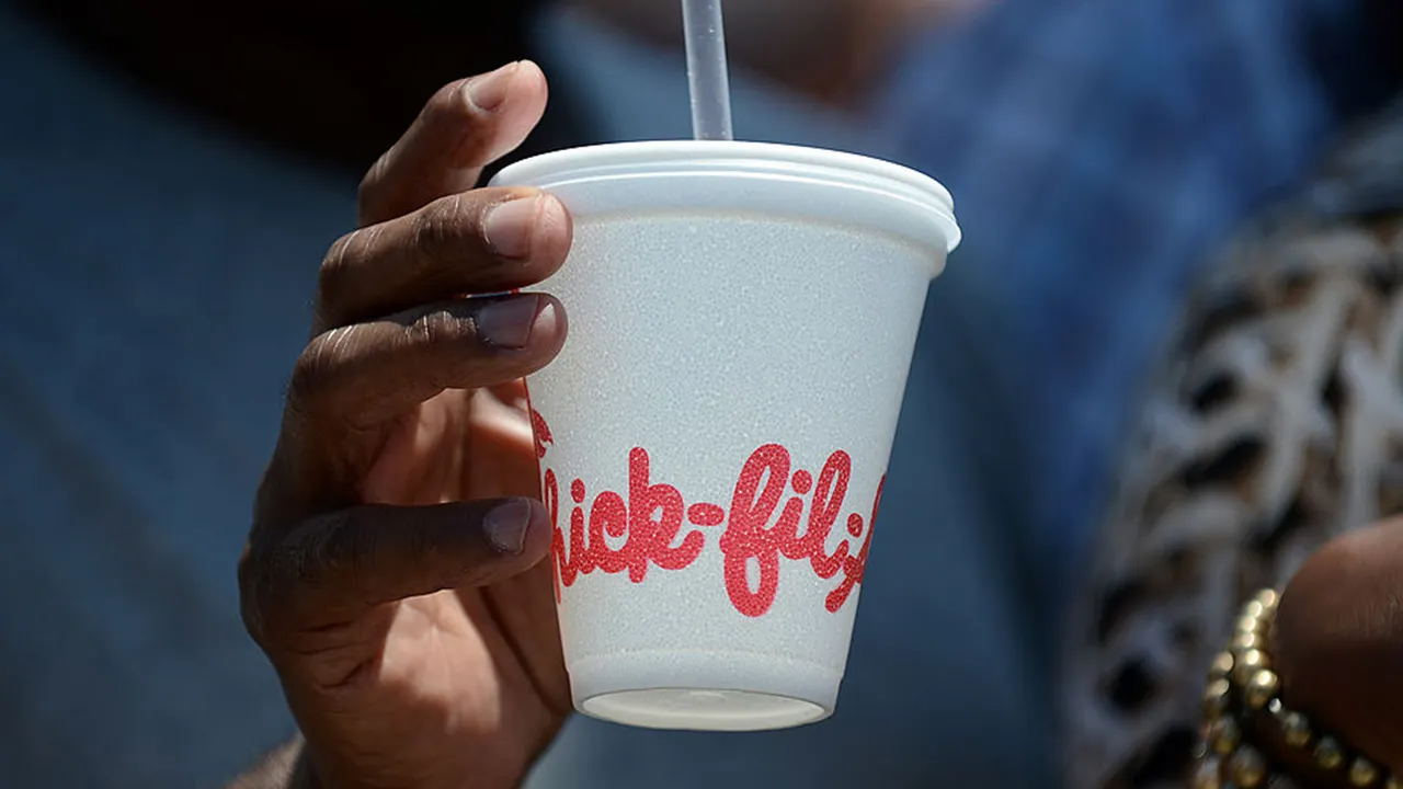 Chick-fil-A customers notice their drinks come in paper cups, sparking Styrofoam debate