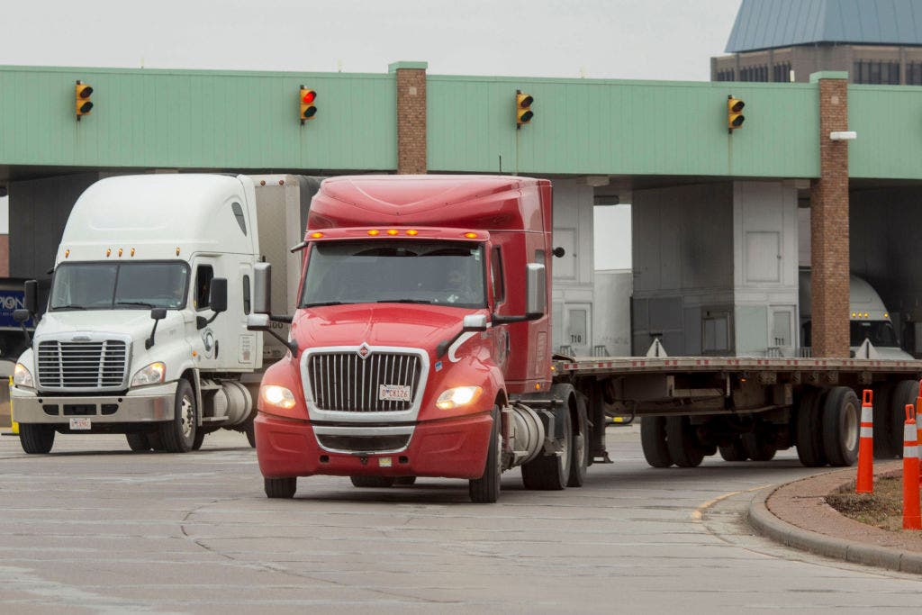 CA agrees to repeal trucking emissions regulations following court challenge